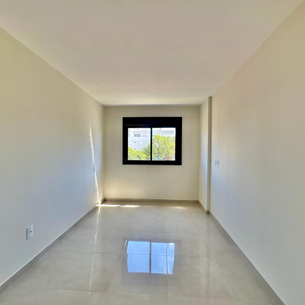 Imagem Apartamento com 2 Quartos à Venda, 68 m²em Centro - Tramandaí