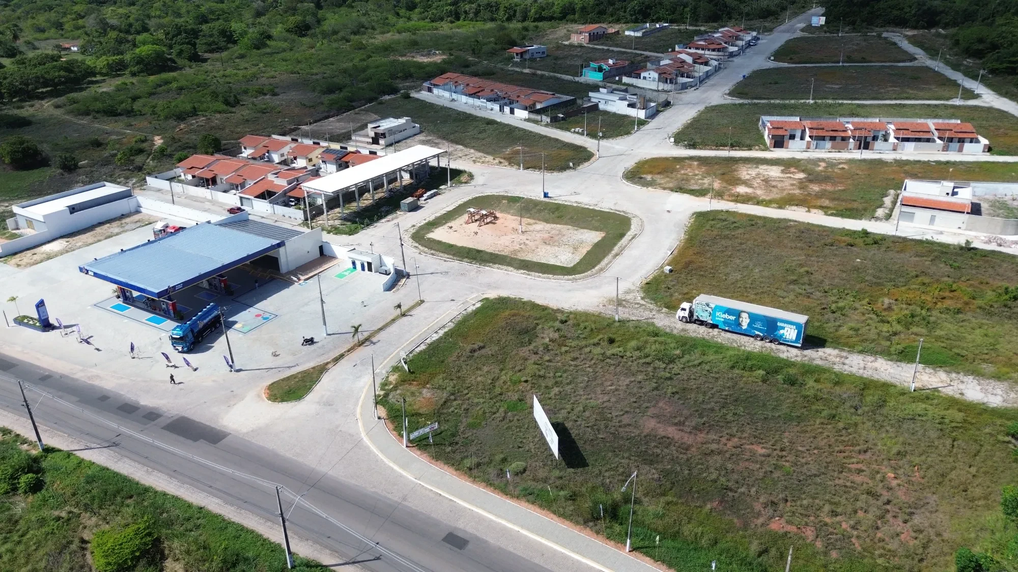 Foto do imóvel: Terreno à Venda, 2920 metros em Nísia Floresta - Nísia Floresta