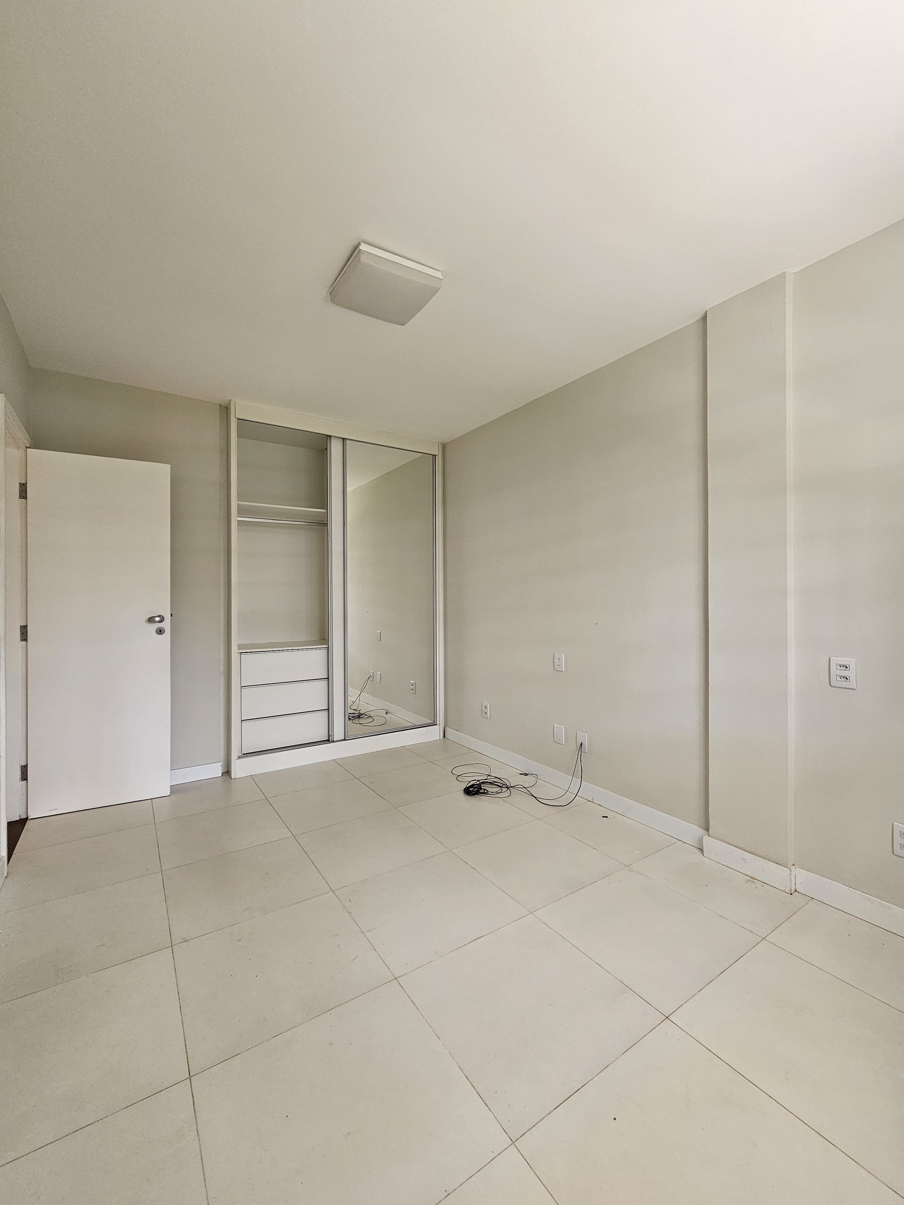 Imagem Apartamento com 2 Quartos à Venda, 123 m²em Portão - Lauro de Freitas