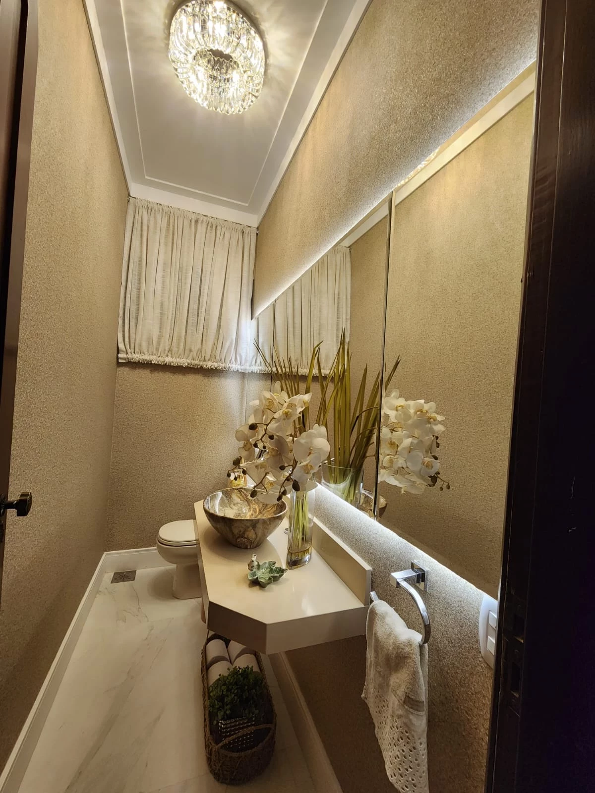 Imagem Casa de Condomínio com 6 Quartos à Venda, 6.000 m² em Marco - Belém