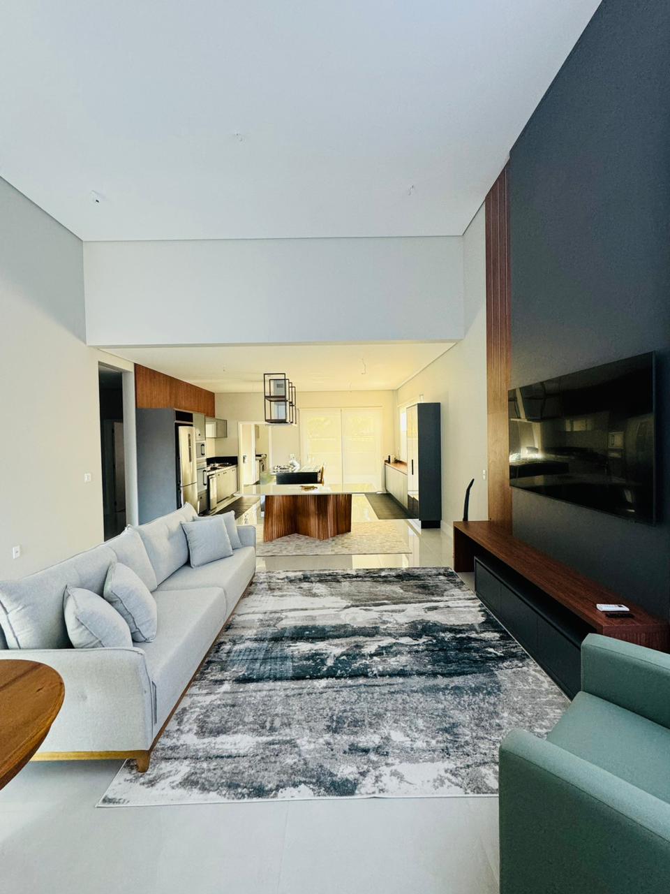 Imagem Casa de Condomínio com 3 Quartos à Venda, 240 m²em Medeiros - Jundiaí