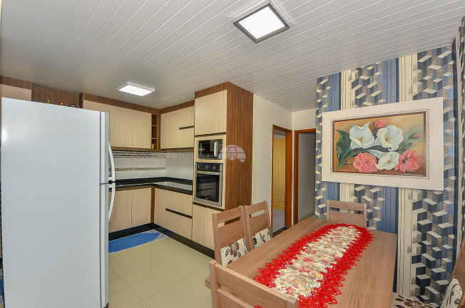 Casa com 2 Quartos à Venda, 68 m² em Ganchinho - Curitiba