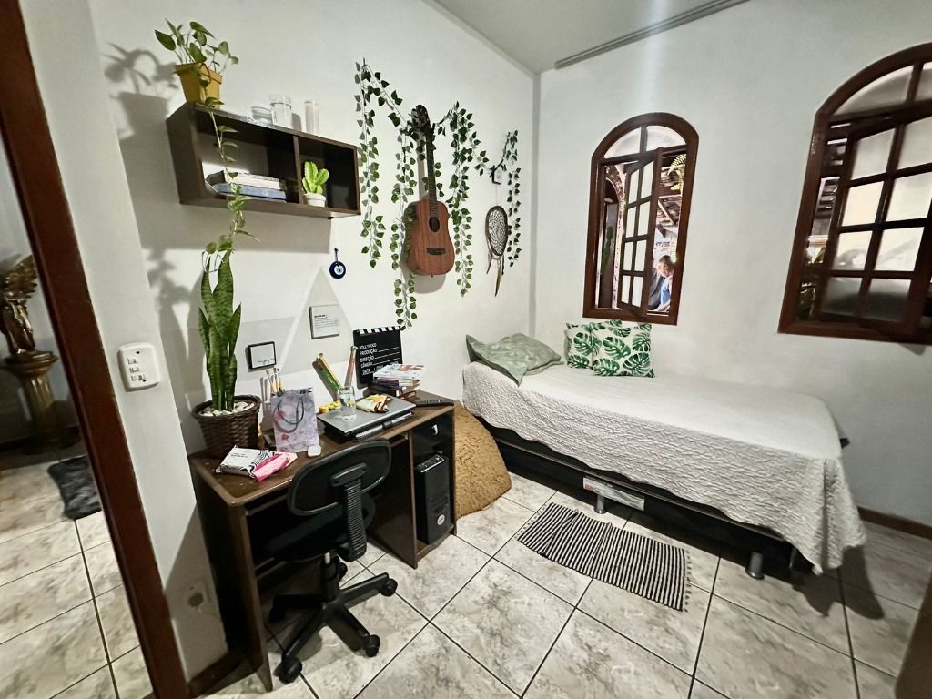 Foto do imóvel: Casa com 2 Quartos à Venda, 74 m² em Planalto - Belo Horizonte