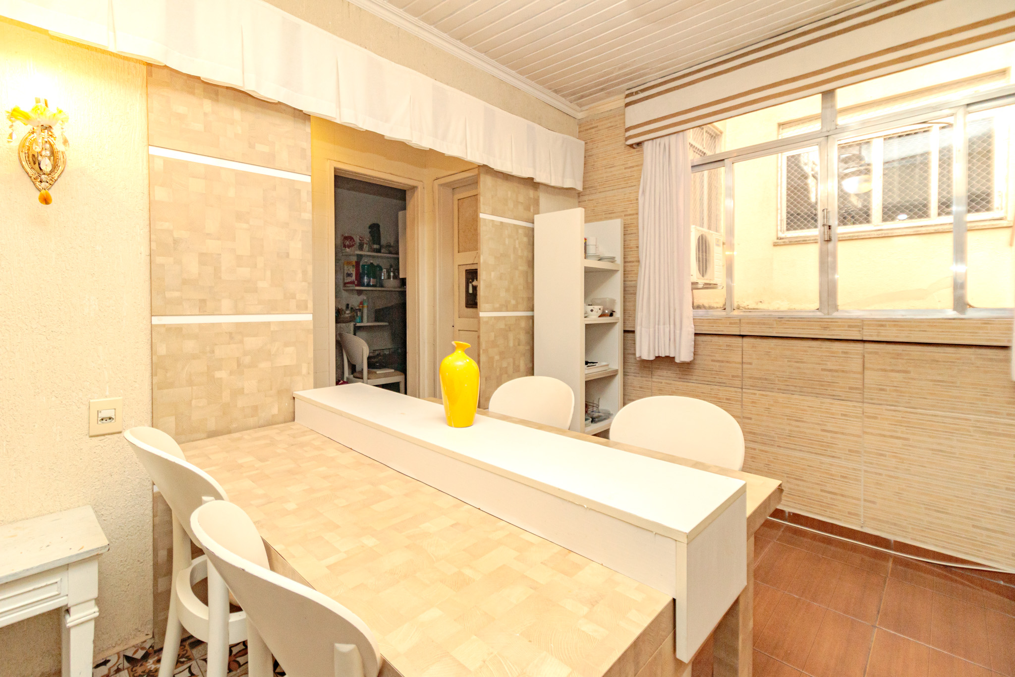 Imagem Apartamento com 2 Quartos à Venda, 66 m² em Petrópolis - Porto Alegre
