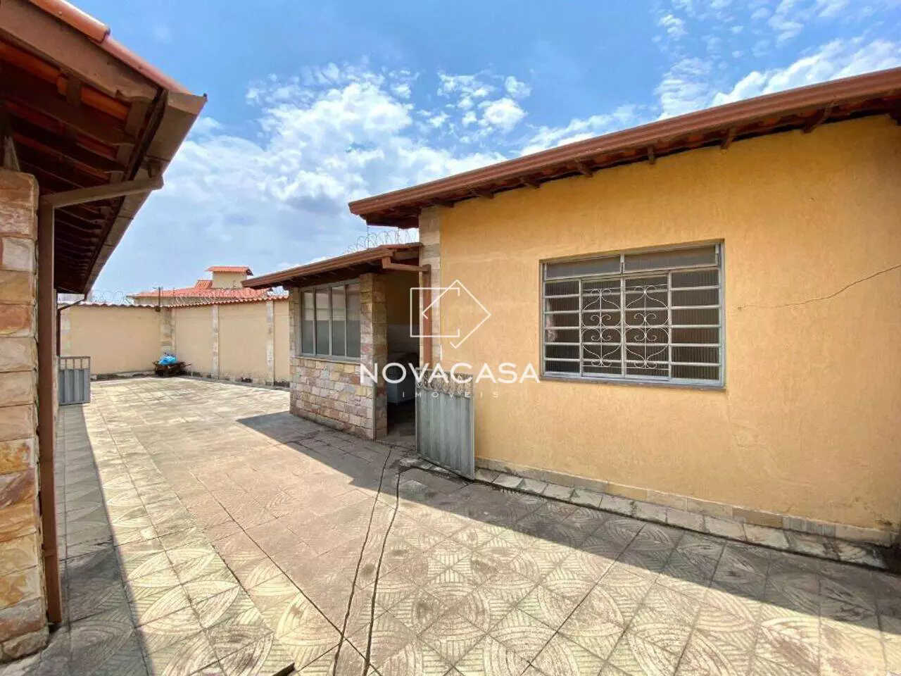 Foto do imóvel: Casa com 3 Quartos à Venda, 147 m² em Heliópolis - Belo Horizonte