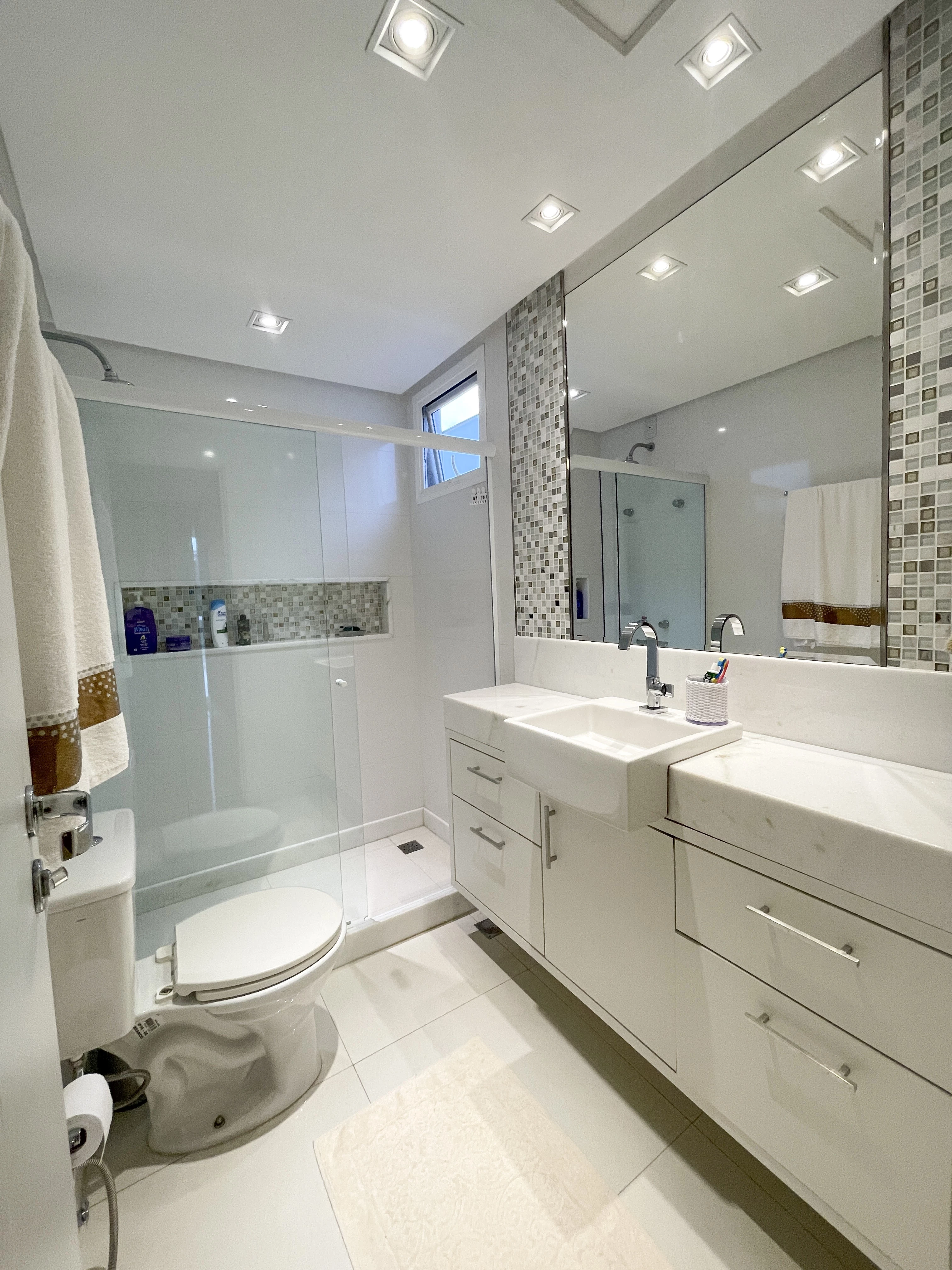 Foto do imóvel: Casa de Condomínio com 4 Quartos à Venda, 350 m² em Jacuhy - Serra