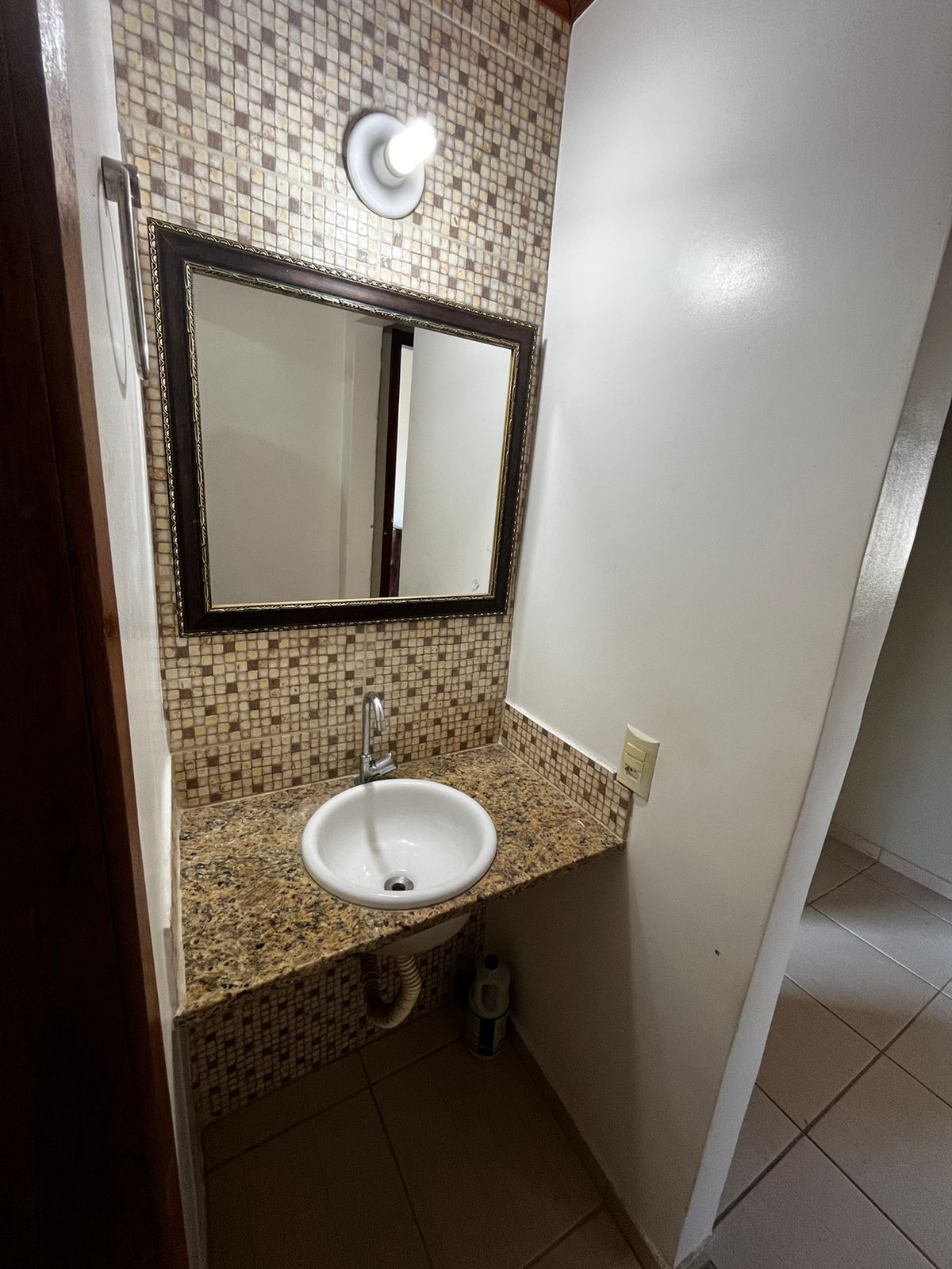 Foto do imóvel: Sobrado com 2 Quartos para Alugar, 70 m² em Sol e Mar - Macaé