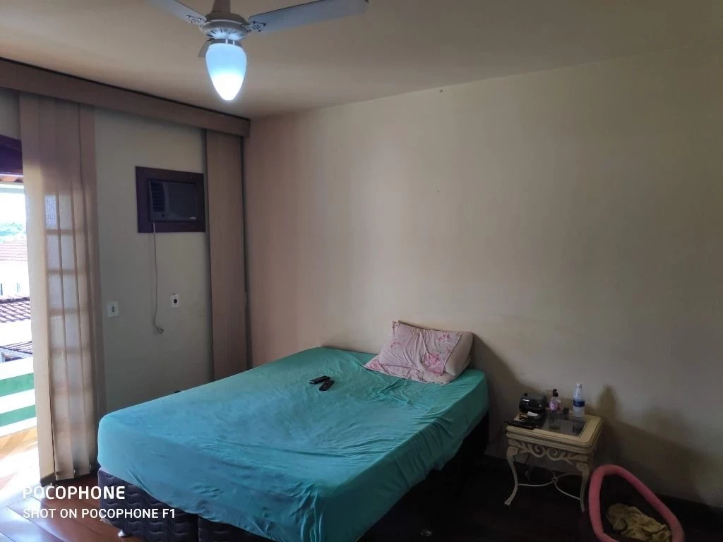 Imagem Casa com 5 Quartos à Venda, 290 m² em Parque Xangri-Lá - Contagem