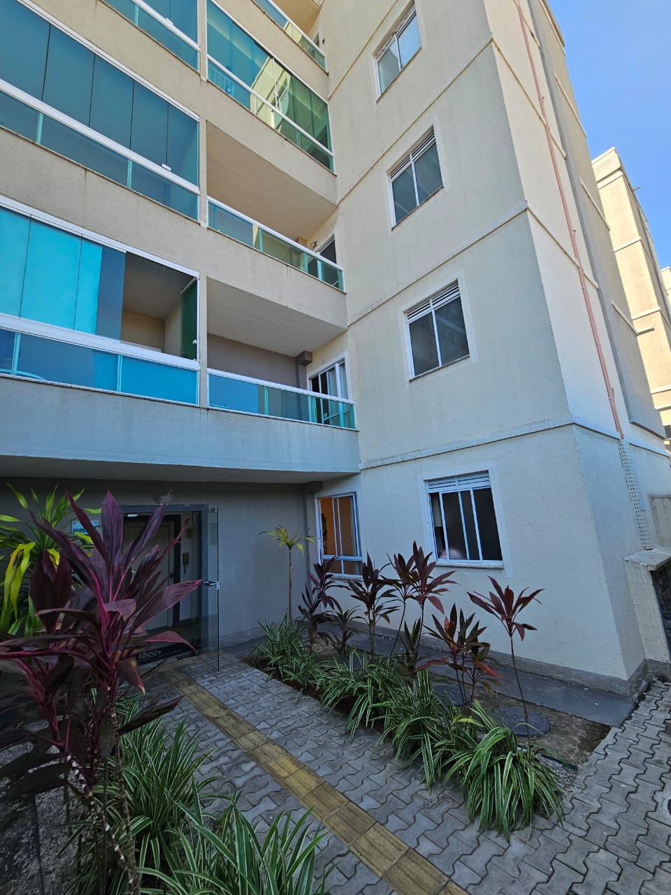 Apartamento com 2 Quartos para Alugar, 57 m² em Centro - Lauro de Freitas