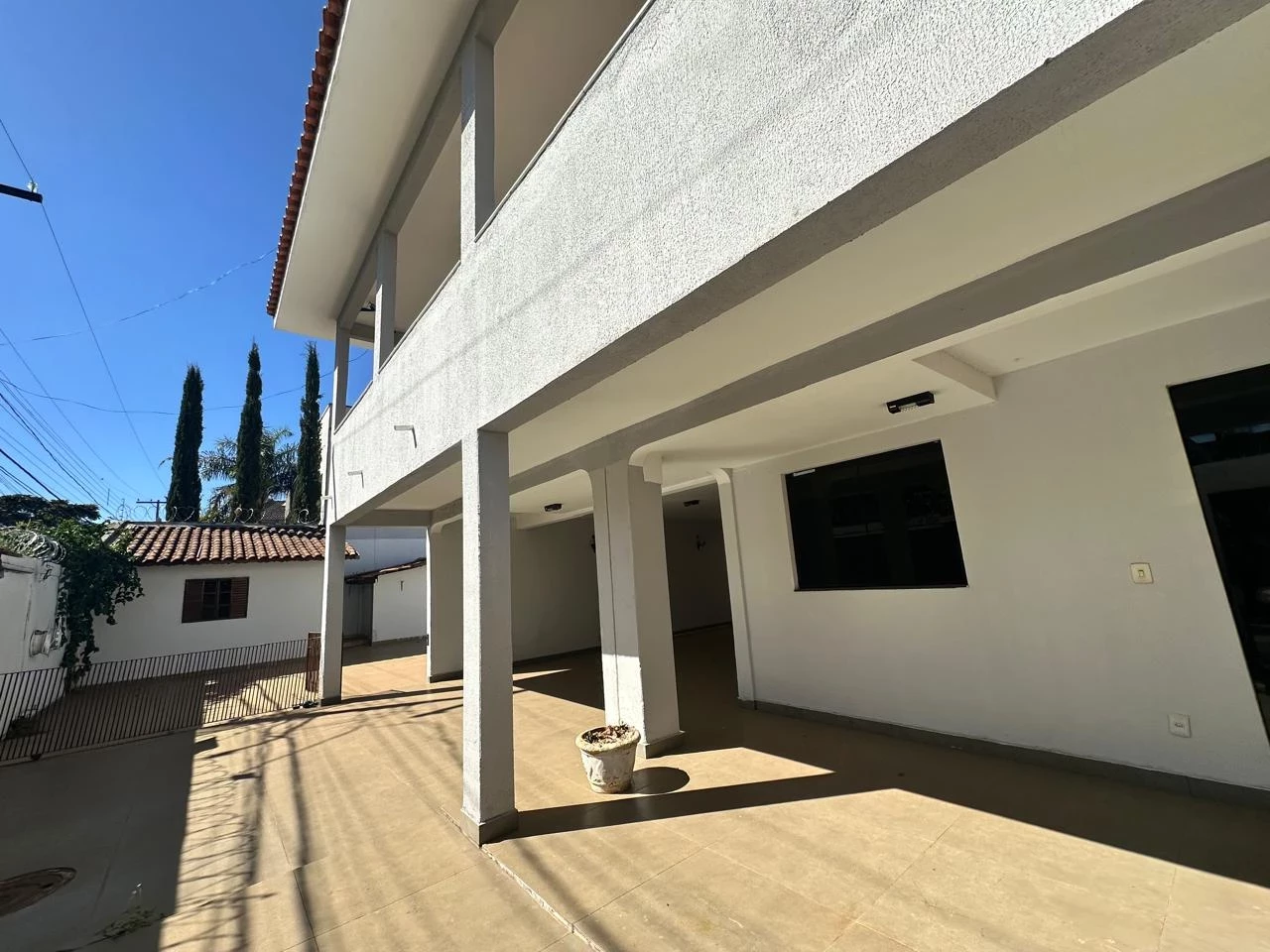 Imagem Sobrado com 6 Quartos à Venda, 411 m² em Setor Jaó - Goiânia Imagem Sobrado com 6 Quartos à Venda, 411 m² em Setor Jaó - Goiânia