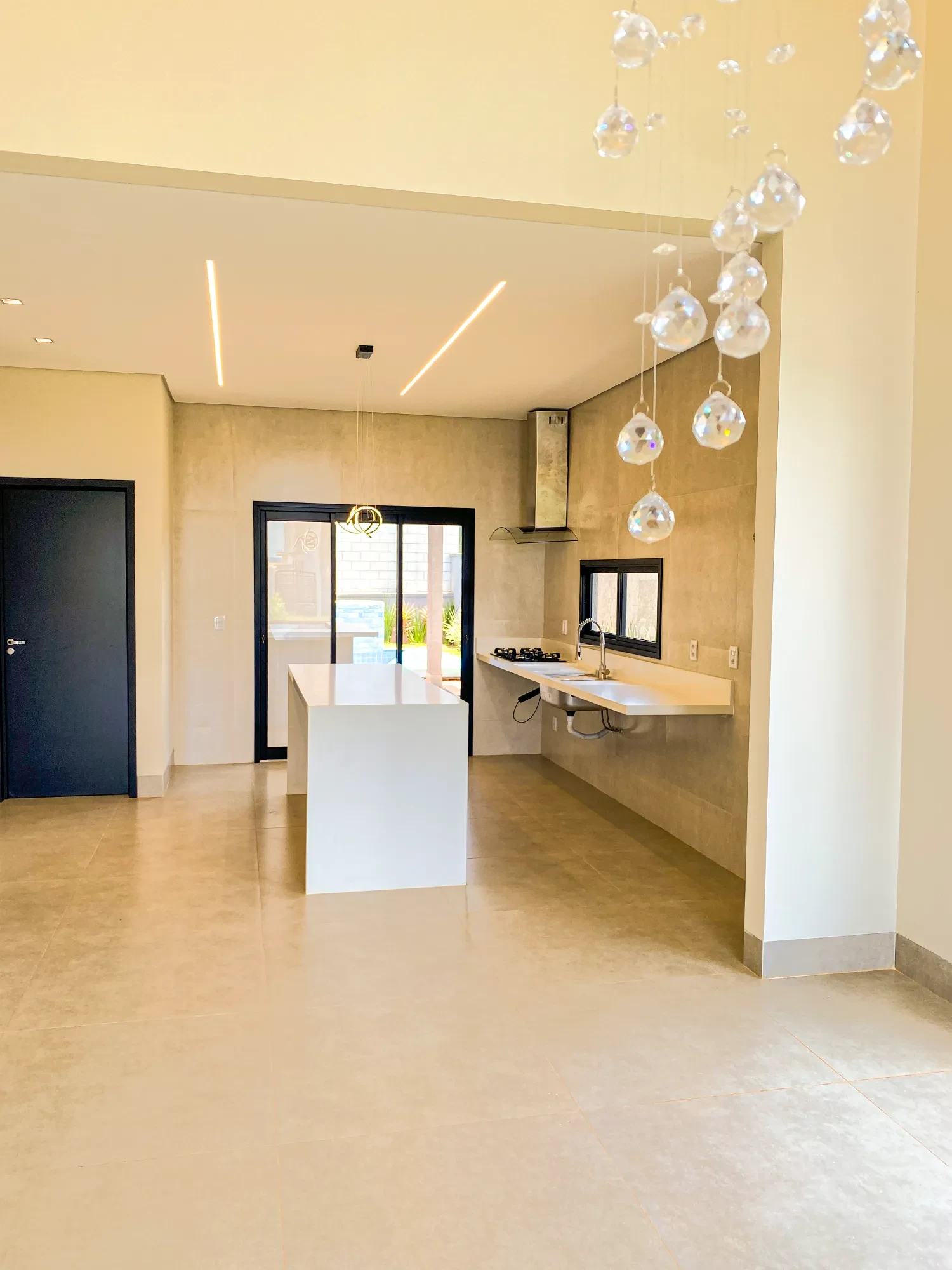 Imagem Casa de Condomínio com 4 Quartos à Venda, 186 metro em Terras Alpha Residencial 2 - Senador Canedo