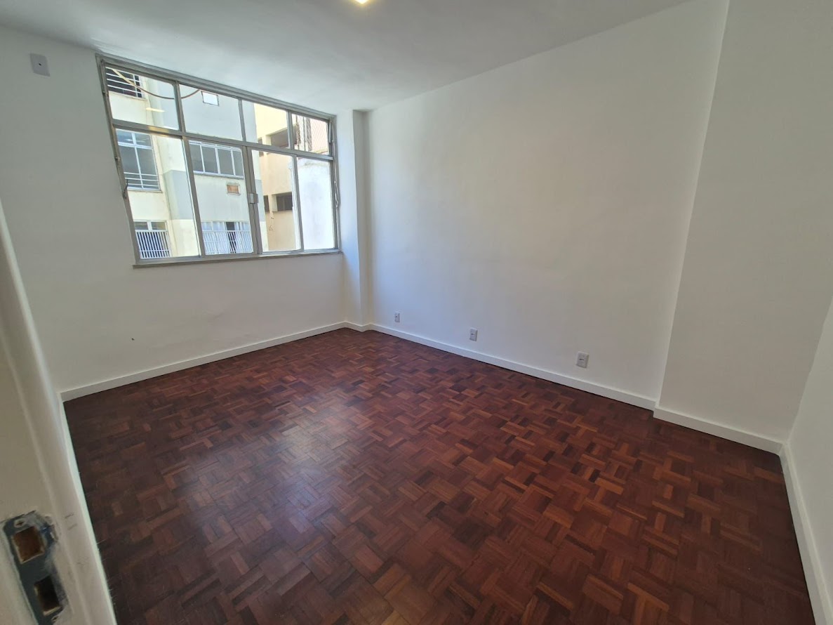 Imagem Apartamento com 3 Quartos à Venda, 70 m² em Icaraí - Niterói