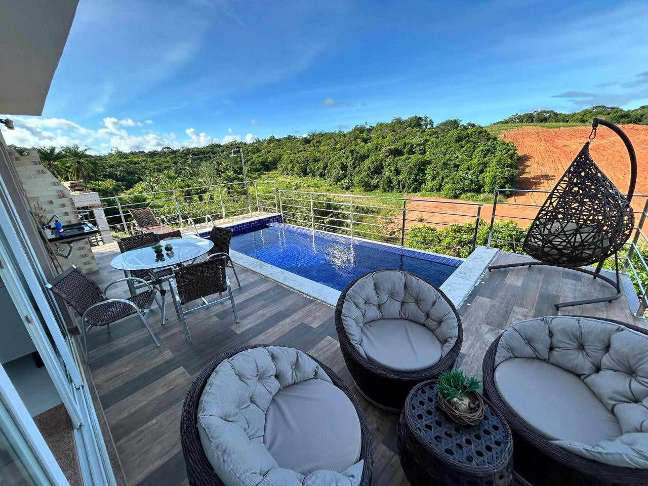 Casa de Condomínio com 6 Quartos para Alugar, 300 m² em Alphaville (Abrantes) - Camaçari