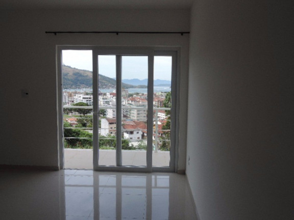 Imagem Casa com 3 Quartos para Alugar, 300 m² em Parque das Palmeiras - Angra dos Reis