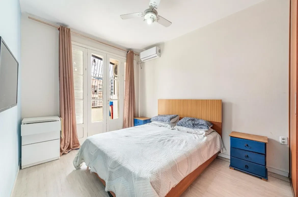 Imagem Apartamento com 2 Quartos à Venda, 96 m² em Bela Vista - Porto Alegre
