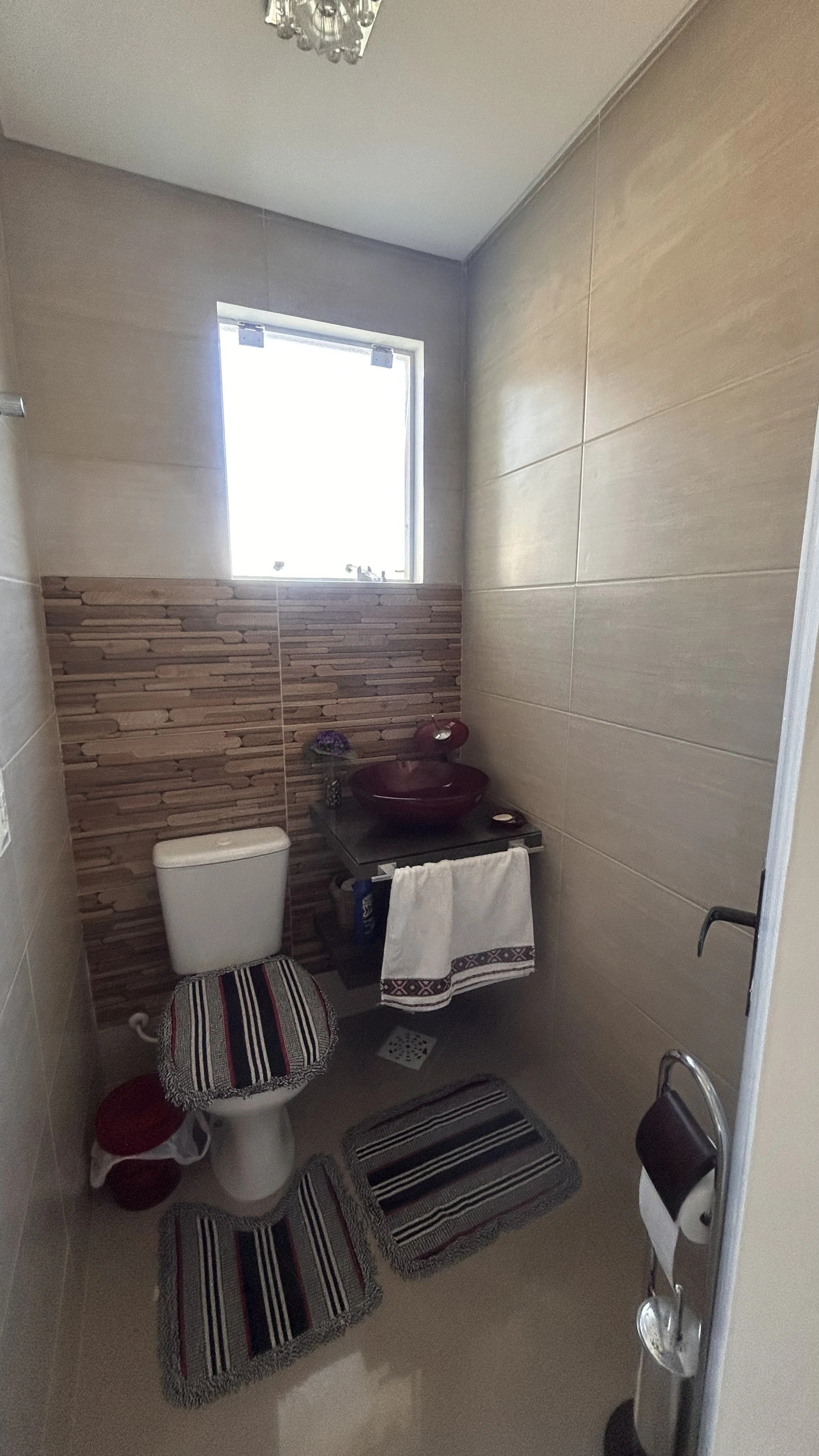 Imagem Sobrado com 3 Quartos à Venda, 200 m² em Barra do Aririú - Palhoça