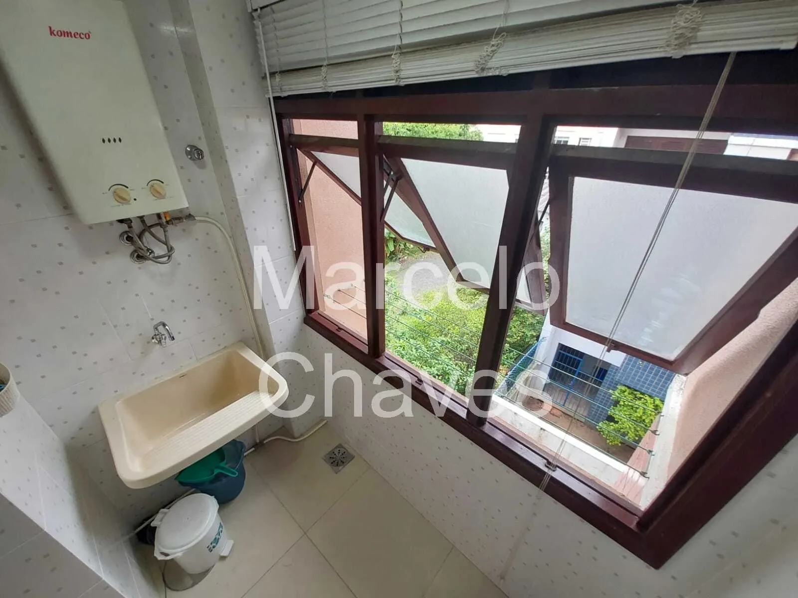Imagem Cobertura com 2 Quartos à Venda, 134 metros em Higienópolis - Porto Alegre