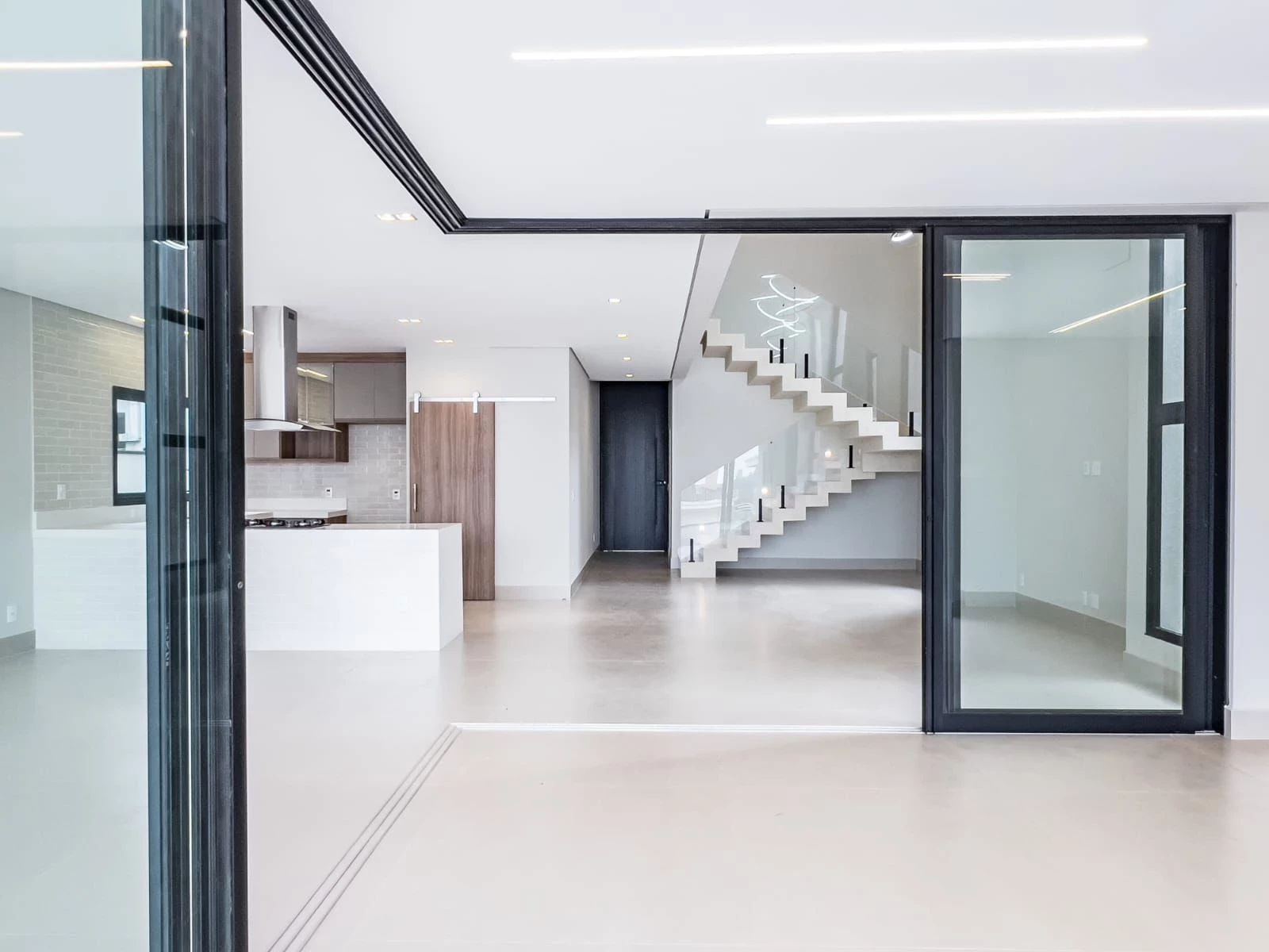 Foto do imóvel: Sobrado com 3 Quartos à Venda, 31.900 m² em Nações - Valinhos