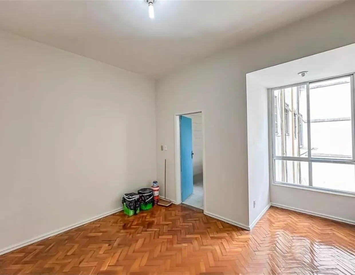Imagem Apartamento com 1 Quarto à Venda, 32 m² em Catete - Rio de Janeiro