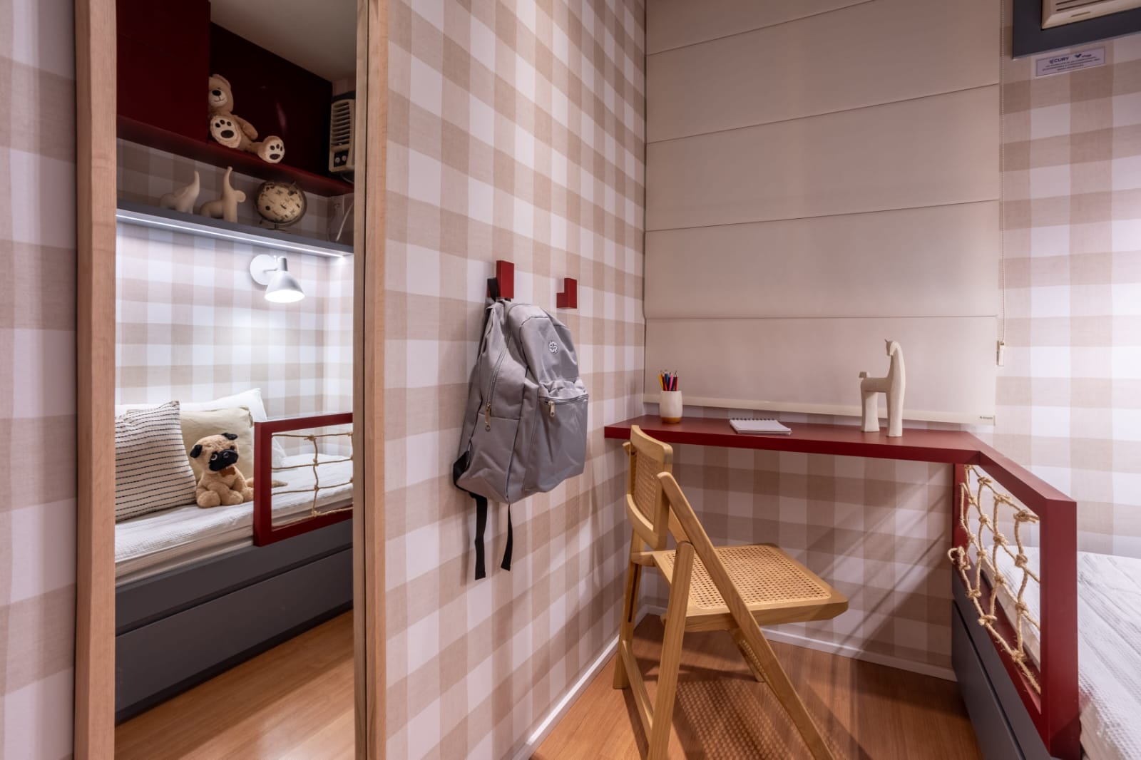 Imagem Apartamento com 2 Quartos à Venda, 41 m² em Ramos - Rio de Janeiro