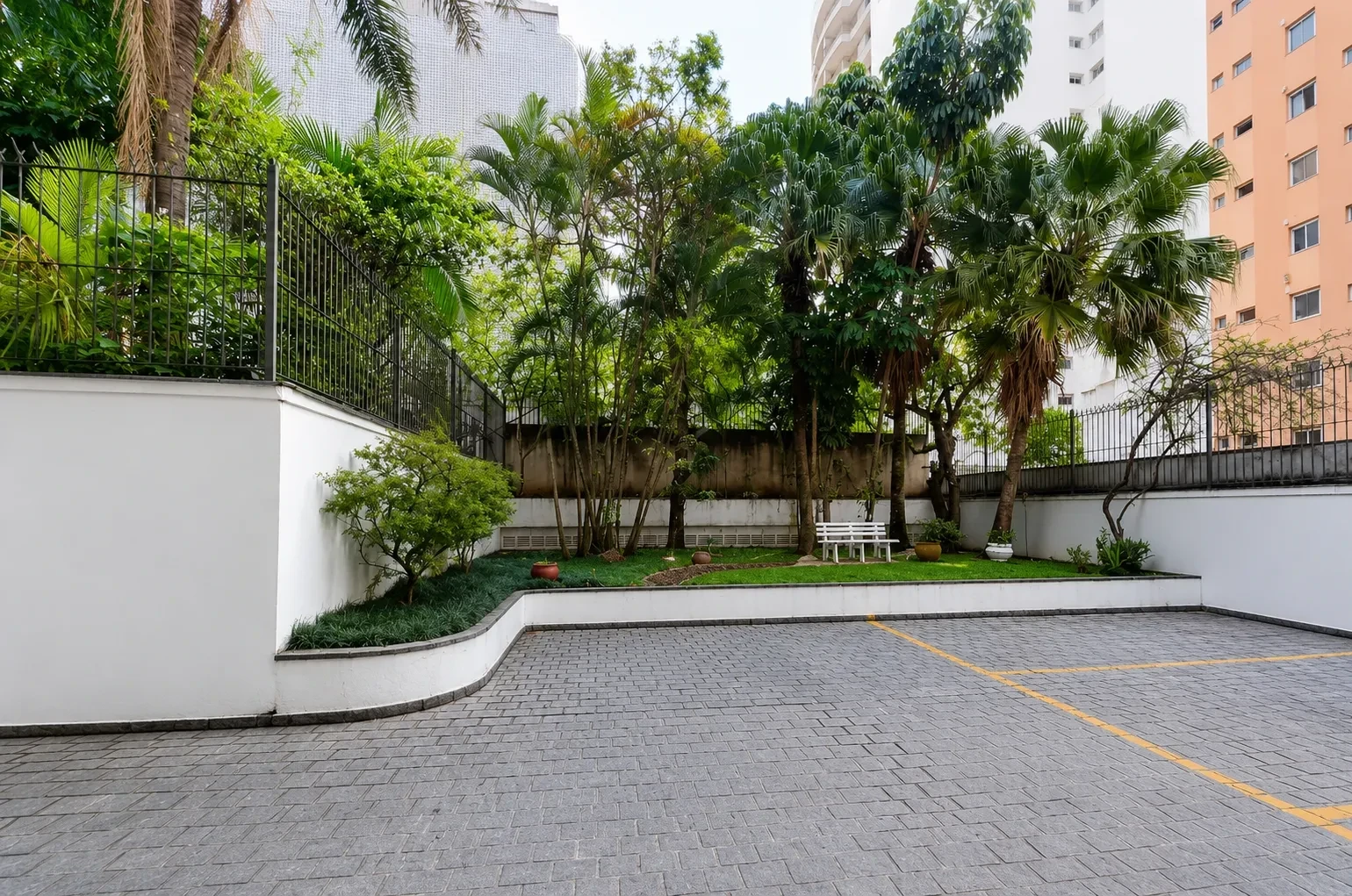 Imagem Apartamento com 2 Quartos à Venda, 85 metros em Itaim Bibi - São Paulo