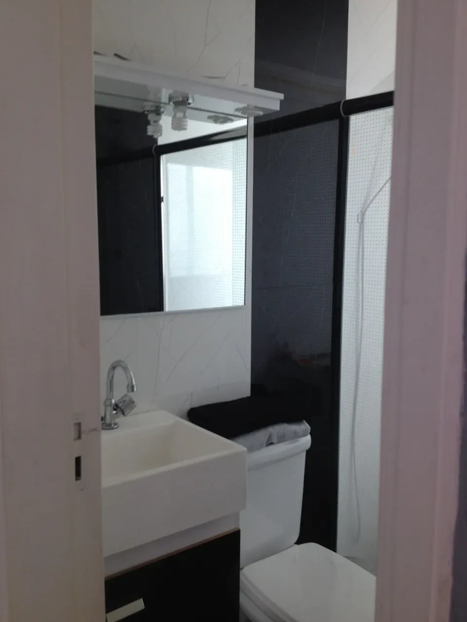 Imagem Sobrado com 3 Quartos à Venda ou Locação, 225 m² em Vila Nova Socorro - Mogi das Cruzes