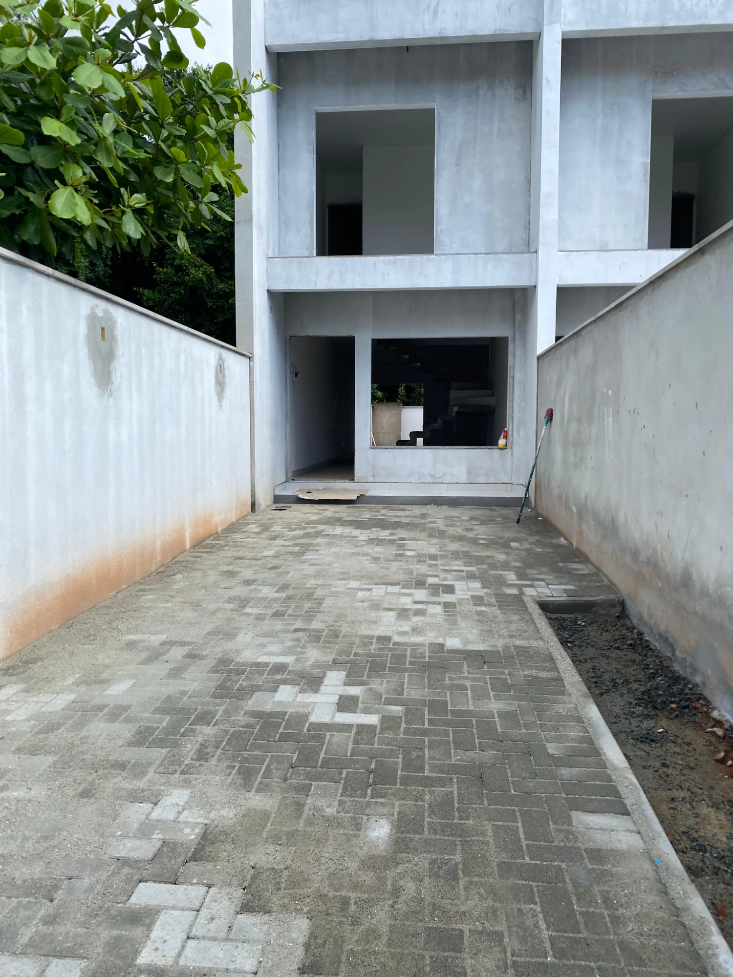 Imagem Sobrado com 3 Quartos à Venda, 125 metros em Floresta - Joinville