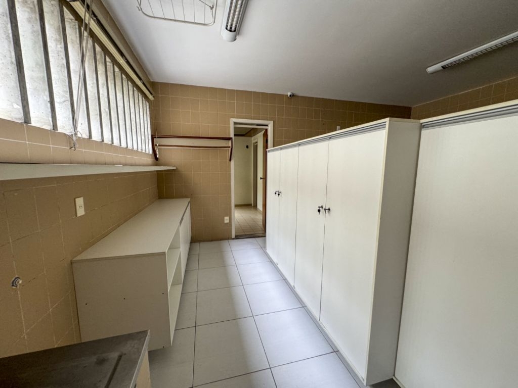 Imagem Apartamento com 4 Quartos à Venda, 215 m²em Meireles - Fortaleza