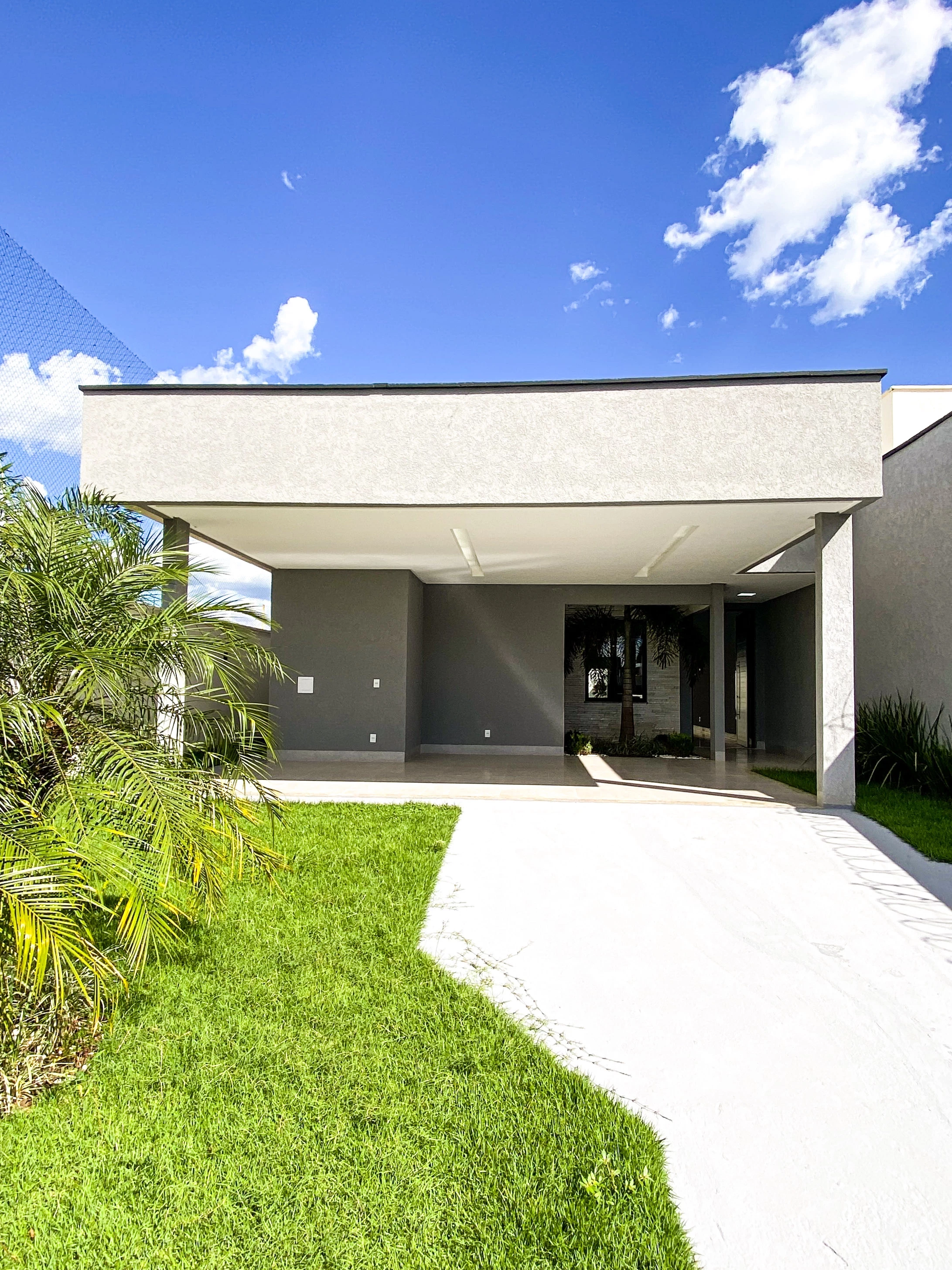 Imagem Casa com 4 Quartos à Venda, 205 m² em Das Indústrias - Senador Canedo