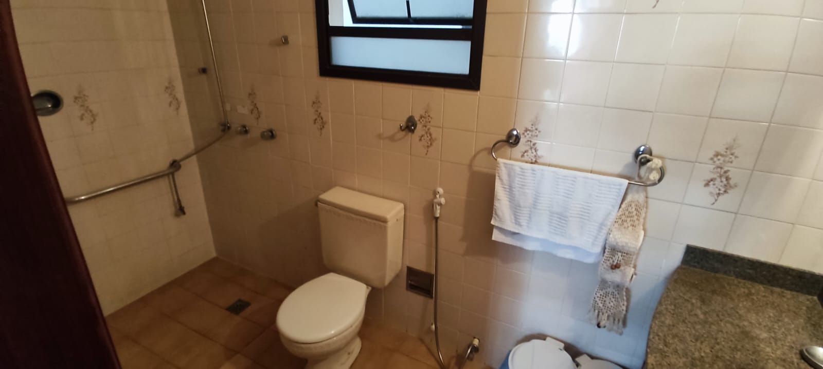 Imagem Apartamento com 4 Quartos à Venda, 185 m² em Icaraí - Niterói