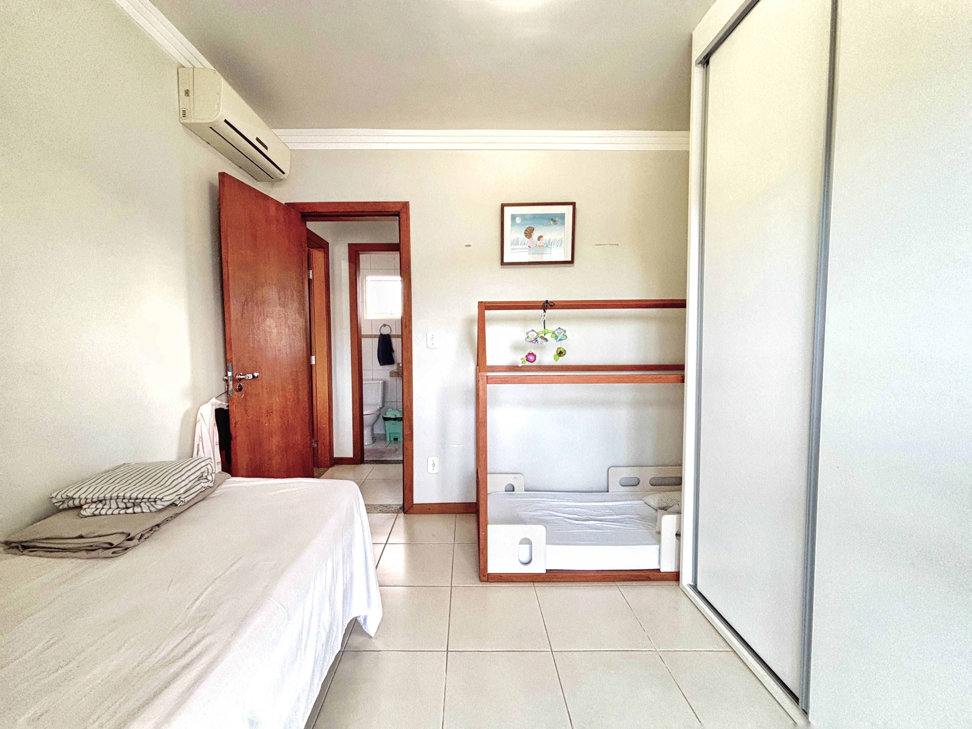 Foto do imóvel: Casa de Condomínio com 3 Quartos à Venda, 119 metros em Buraquinho - Lauro de Freitas