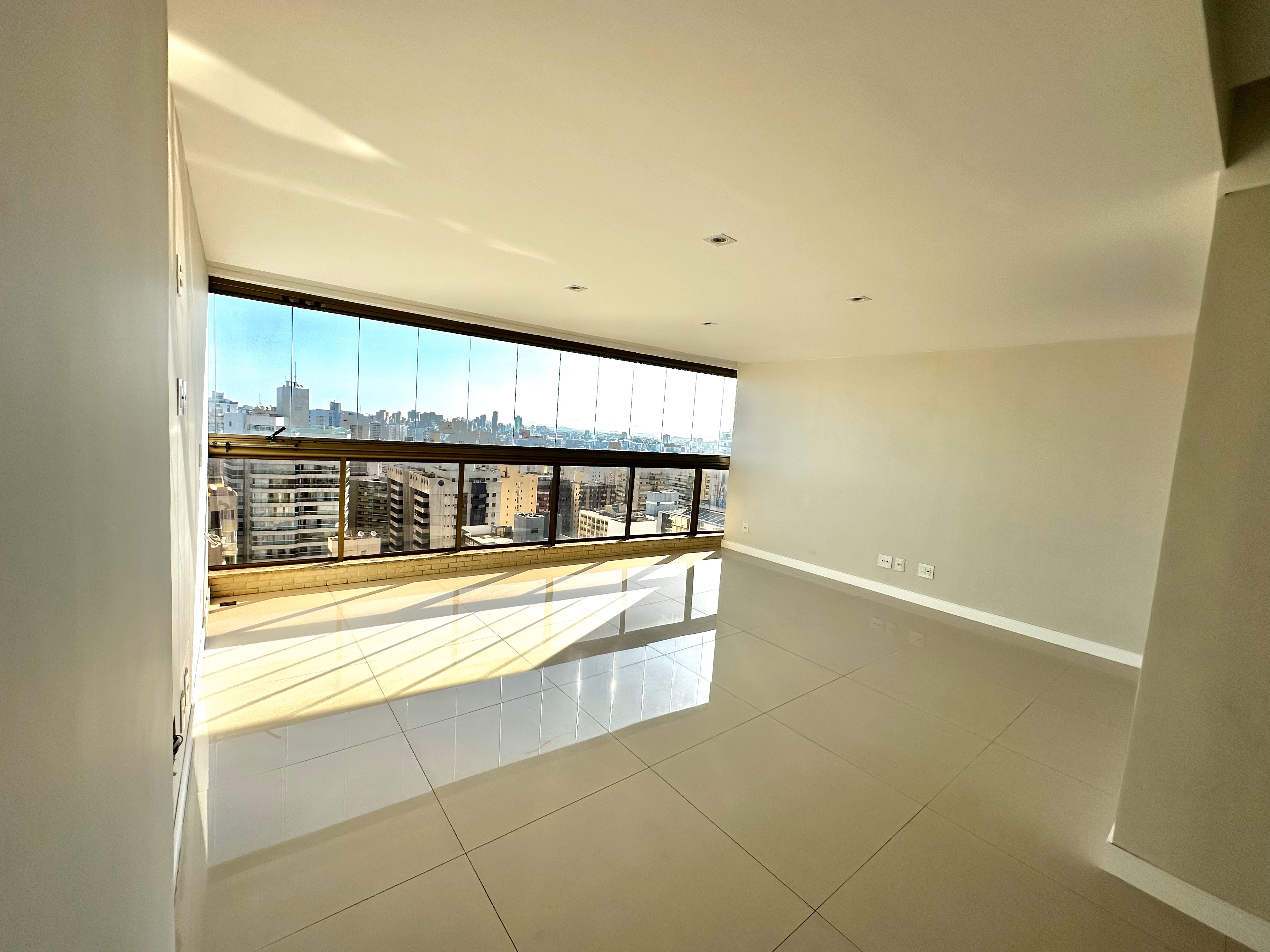 Imagem Apartamento com 4 Quartos à Venda, 198 m²em Praia da Costa - Vila Velha