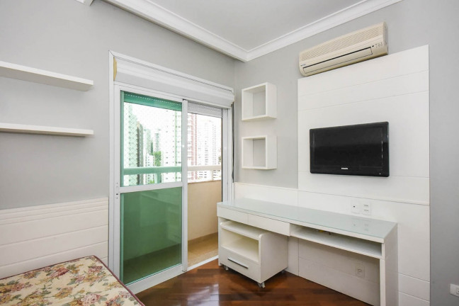 Imagem Apartamento com 3 Quartos à Venda, 193 m² em Vila Suzana - São Paulo