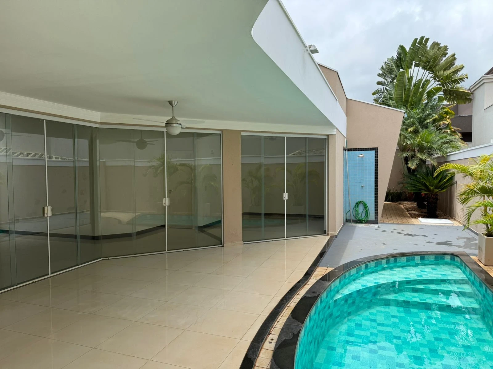 Foto do imóvel: Casa de Condomínio com 4 Quartos à Venda, 262 m² em Residencial Marcia - São José do Rio Preto