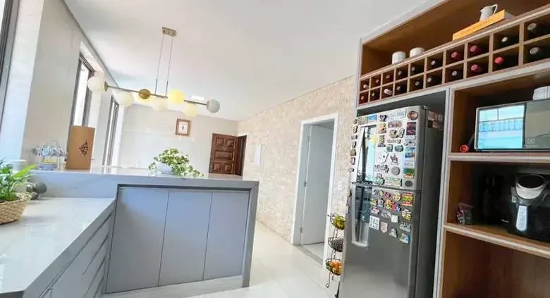 Imagem Casa com 5 Quartos à Venda, 279 metros em Alto Barroca - Belo Horizonte