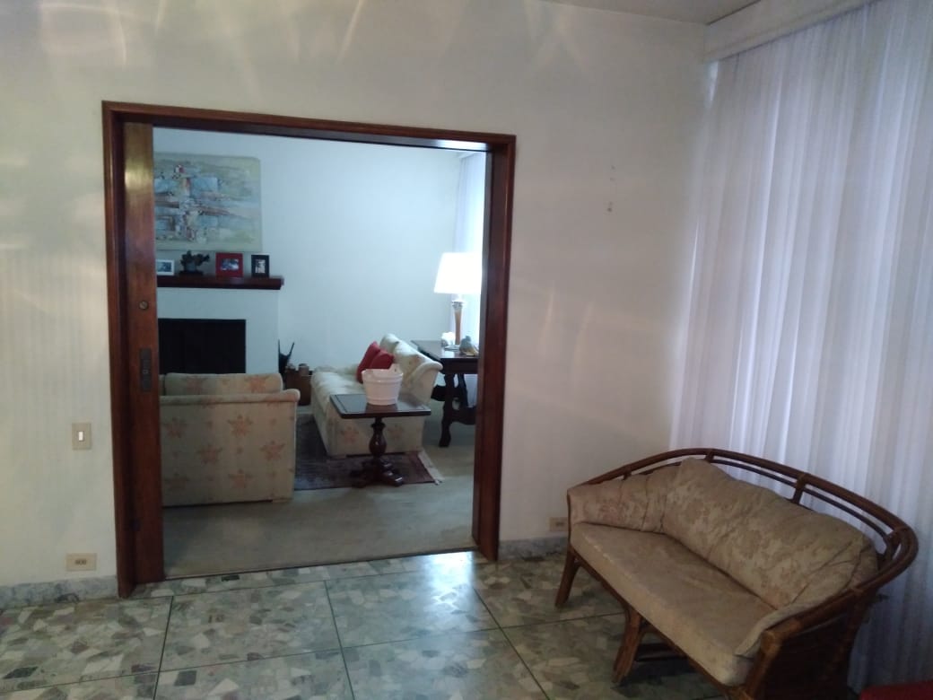 Imagem Sobrado com 2 Quartos à Venda, 250 m²em Vila Madalena - São Paulo