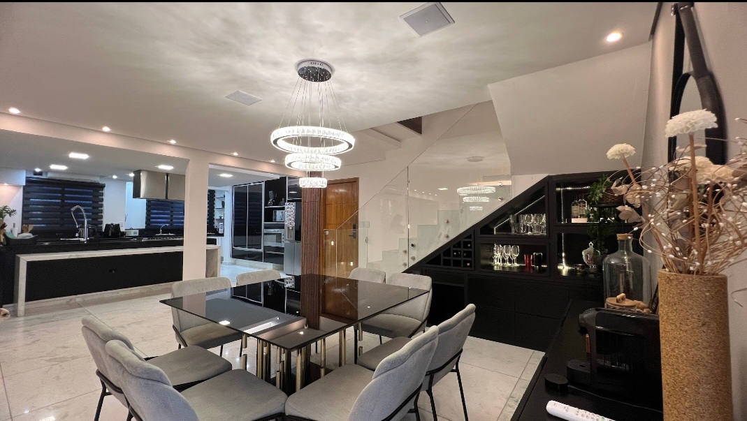Imagem Apartamento com 3 Quartos à Venda, 157 m² em Canto do Forte - Praia Grande