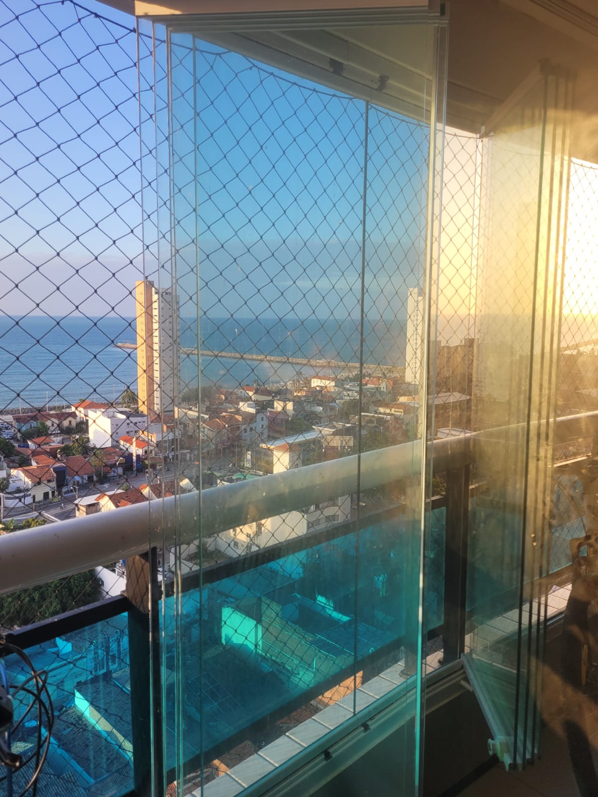 Imagem Apartamento com 2 Quartos à Venda, 72 m²em Praia de Iracema - Fortaleza