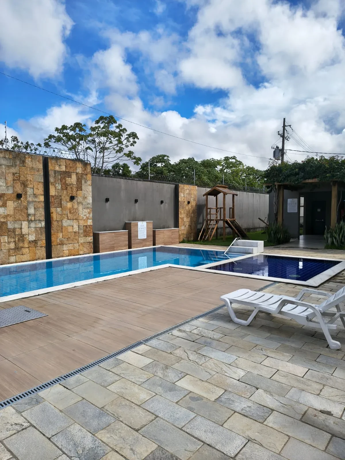 Imagem Casa de Condomínio com 2 Quartos à Venda, 61 m² em Parque das Árvores - Parnamirim
