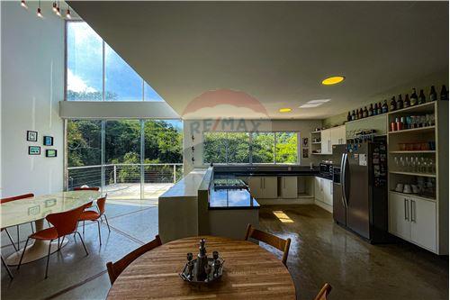 Imagem Casa de Condomínio com 3 Quartos à Venda, 293 m²em Centro - Jambeiro