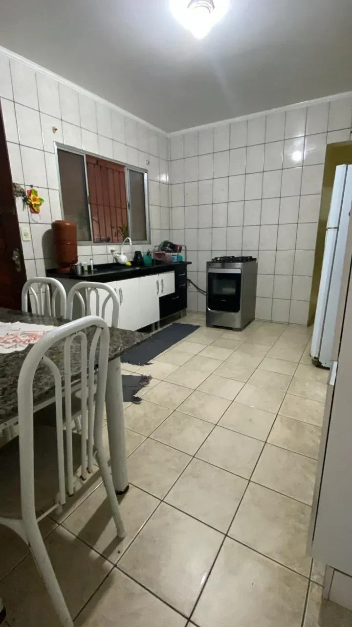 Imagem Casa com 6 Quartos à Venda, 186 m² em Vila Bocaina - Mauá