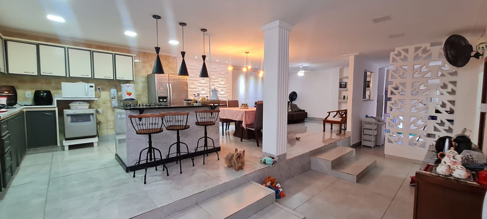 Casa com 4 Quartos à Venda, 600 m²em de Lourdes - Vitória