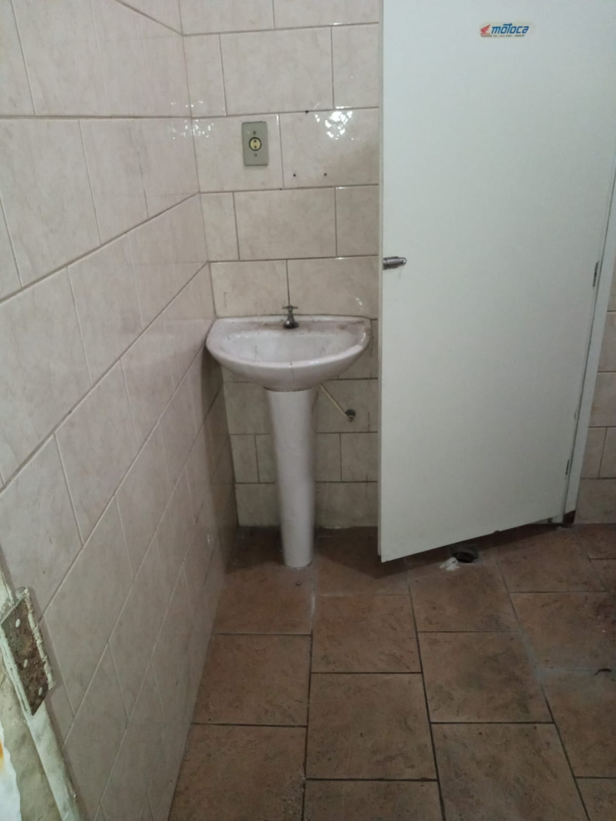 Imagem Galpão à Venda ou Locação, 588 m²em Vila Isabel - Rio de Janeiro