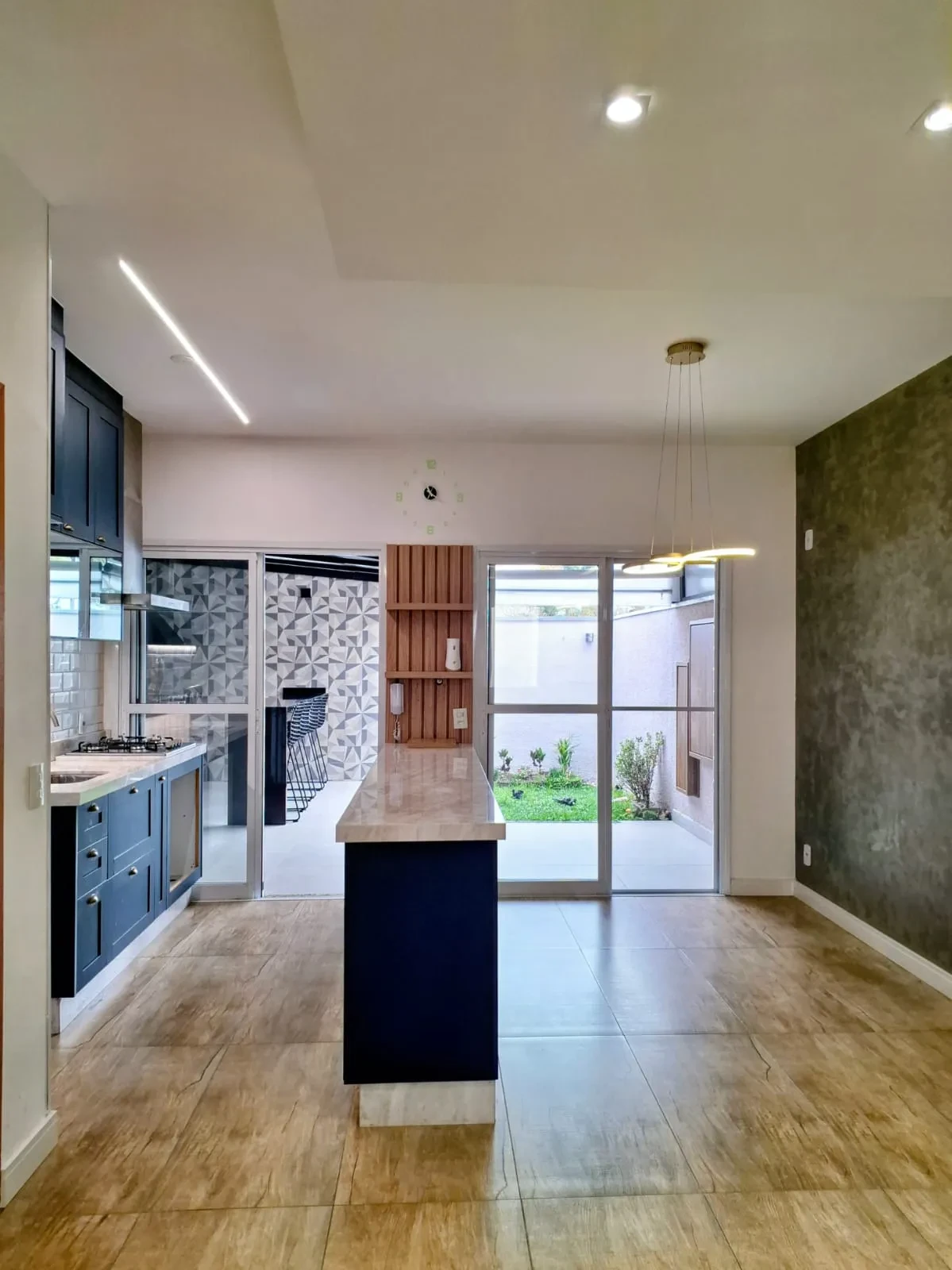 Foto do imóvel: Casa de Condomínio com 3 Quartos à Venda, 112 metro em Urbanova VI - São José dos Campos