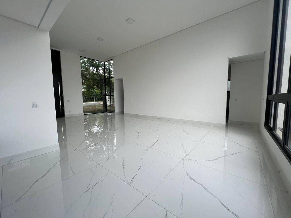 Foto do imóvel: Casa de Condomínio com 4 Quartos à Venda, 260 m² em Várzea - Lagoa Santa