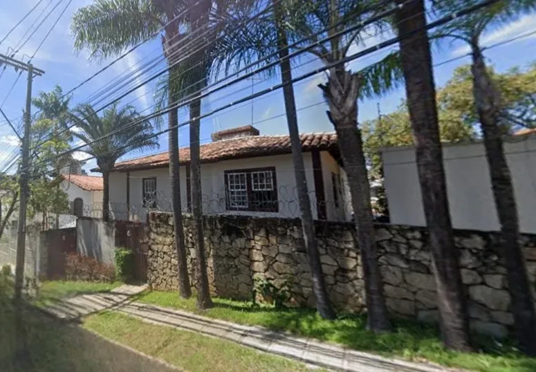 Casa com 5 Quartos à Venda, 900 m² em São Bento - Belo Horizonte