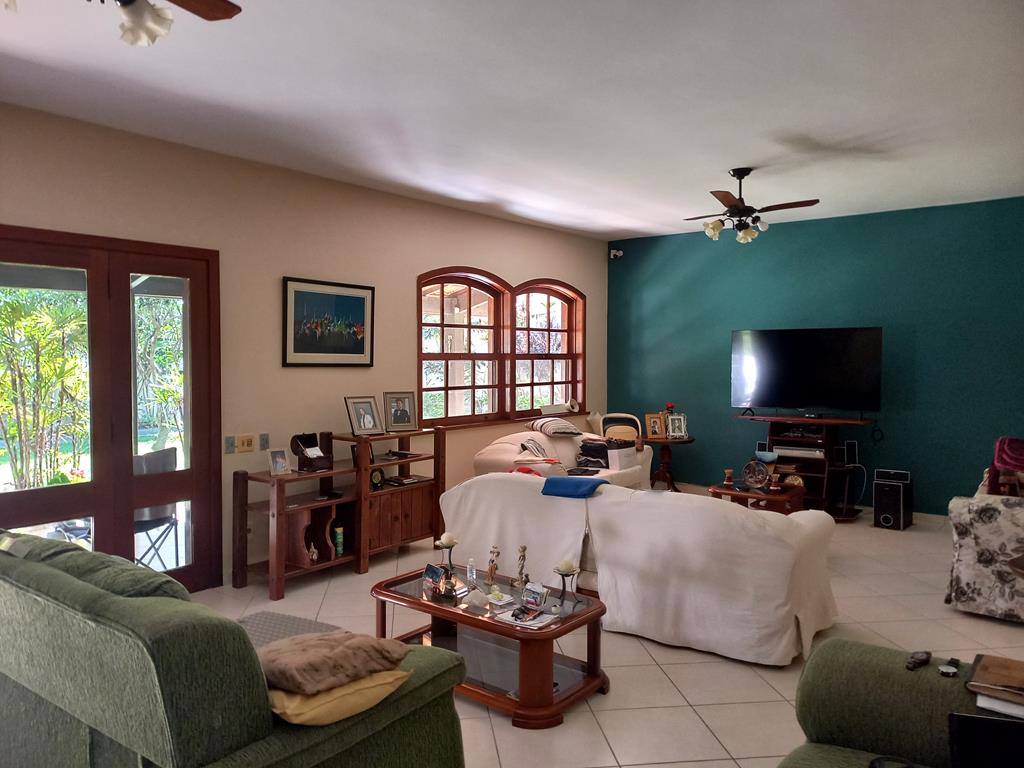 Imagem Casa com 4 Quartos à Venda, 400 m²em Itaipu - Niterói