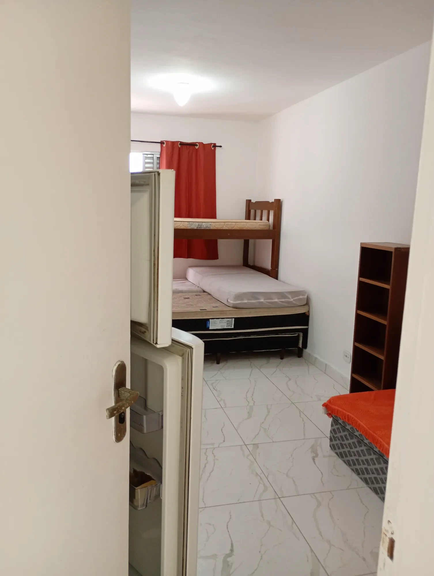 Kitnet à Venda, 30 m² em Guilhermina - Praia Grande