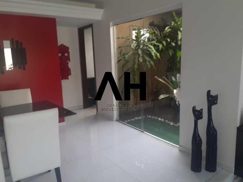 Imagem Casa com 4 Quartos à Venda, 250 m²em Maria Turri - Rio das Ostras