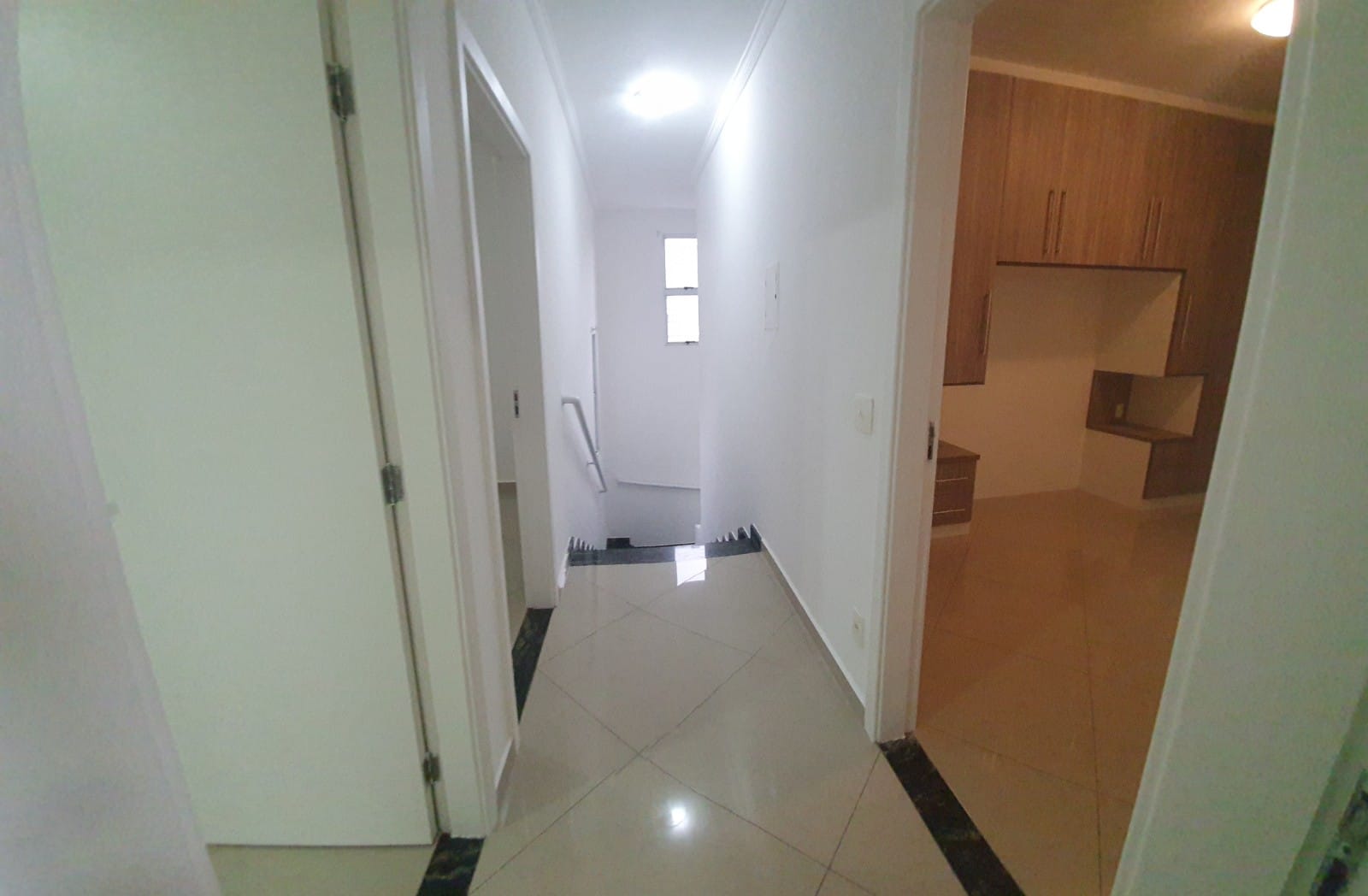 Imagem Casa com 3 Quartos à Venda, 213 m²em Vila Lavínia - Mogi das Cruzes